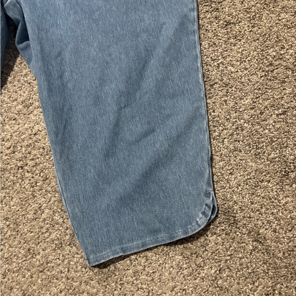 WOMEN WITH CONTROL Pull On Medium Blue Denim Capris - Picture 5 of 7